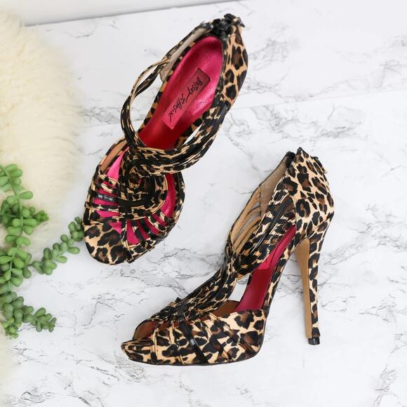 Betsey Johnson Leopard Print Strappy Open Toe Stiletto Heels SIZE 7 READ - Picture 1 of 10